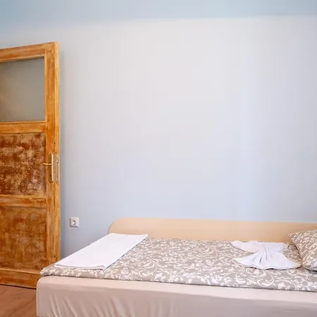 Urban Haven Retreat *